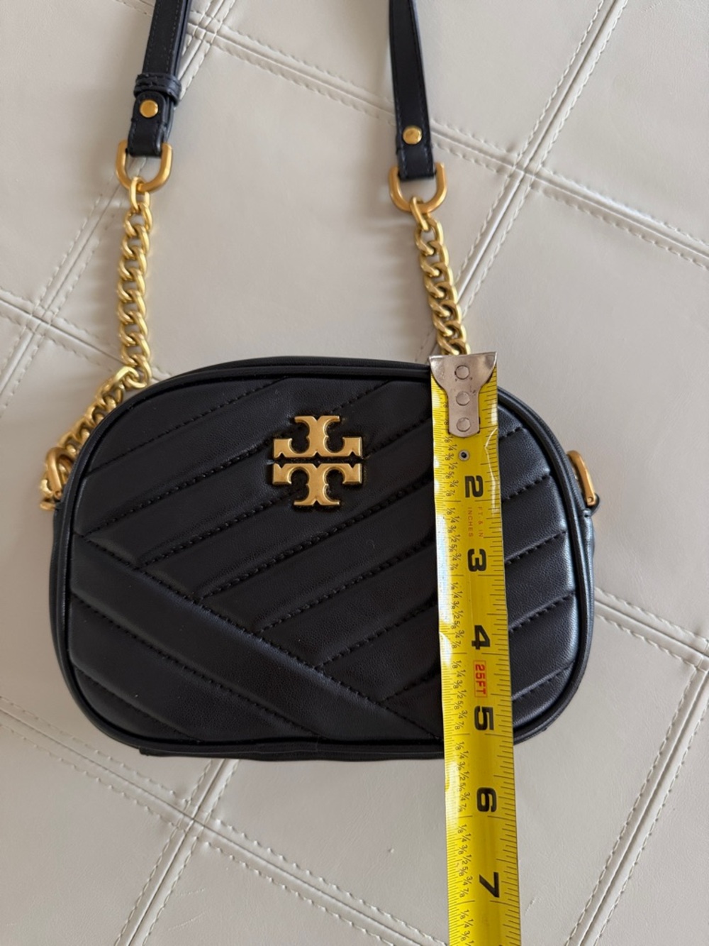 Tory Burch black Kira Chevron Small sling bag - Picture 5 of 6